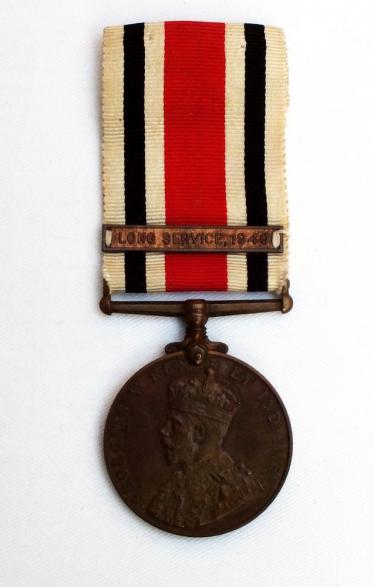 George VI Police Specials Long Service Medal 1940 Bar to W Ried