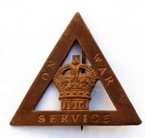 1916 On War Service Badge