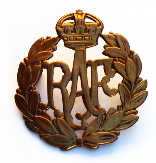 WW2 Period RAF Cap Badge