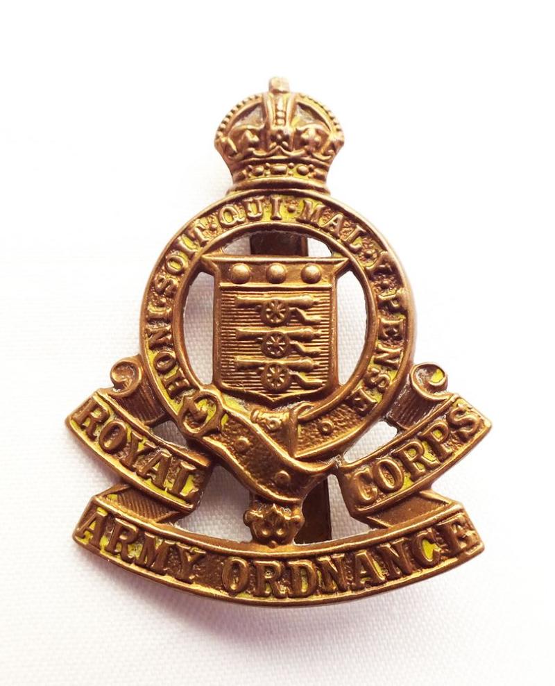 WW2 Period  R.O.A.C. Cap Badge