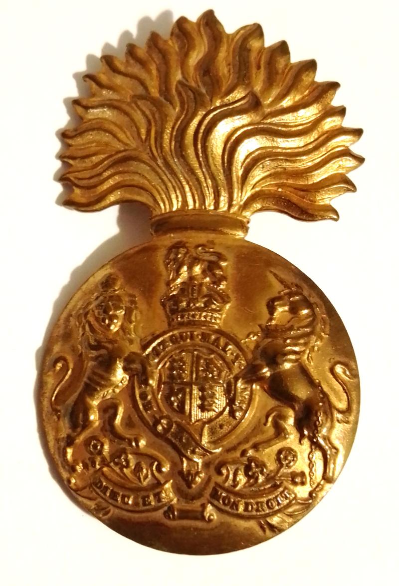 WW2 Period {Kings Crown} Royal Scots Fusilers Cap Badge
