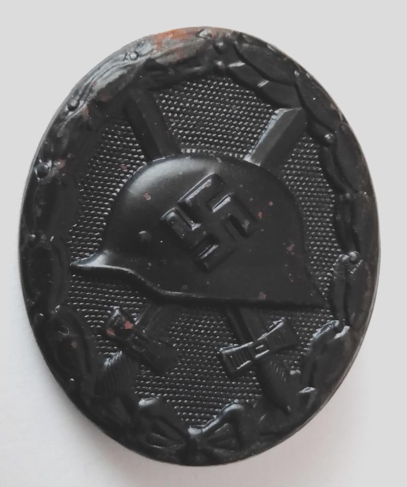 Third Reich Black Wounds Badge with Pin& Catch
