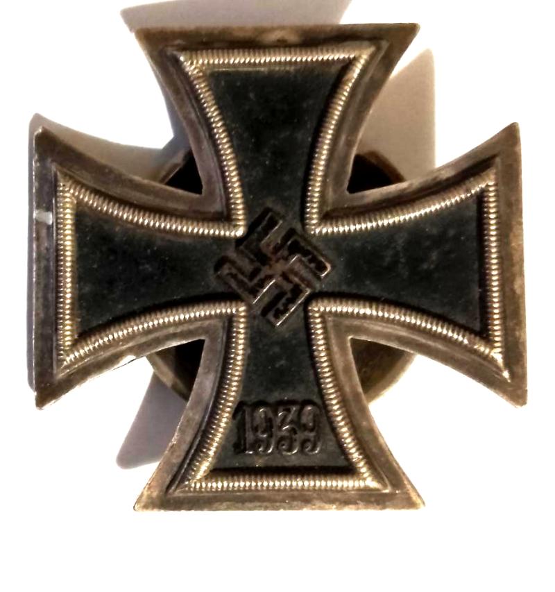 Third Reich Iron Cross 1st Class with Screw Backed Fitting