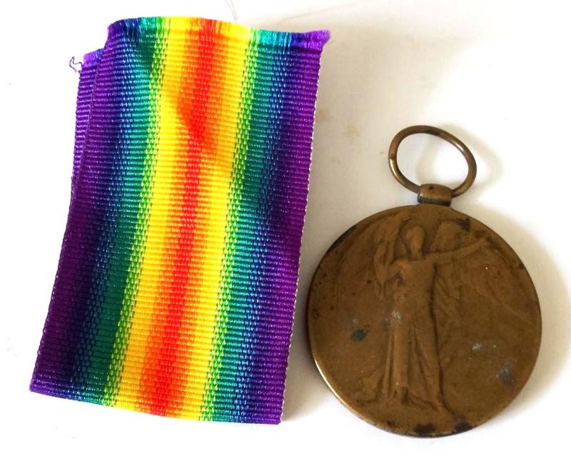 WW1 Victory Medal to The E York Reg